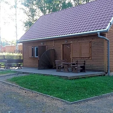 Nad Jeziorem W Karlowicach Alojamento de Turismo Selvagem *