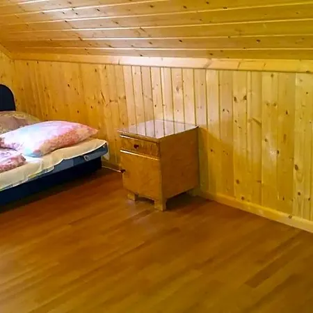 Nad Jeziorem W Karlowicach * Karlowice