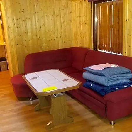 Nad Jeziorem W Karlowicach Alojamento de Turismo Selvagem