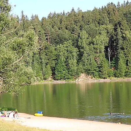 Nad Jeziorem W Karlowicach Alojamento de Turismo Selvagem