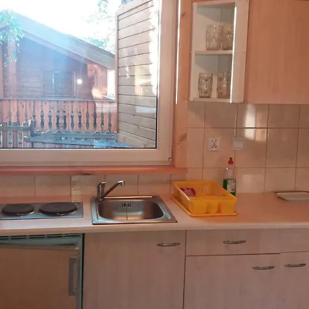 롯지 Nad Jeziorem W Karlowicach Karlowice