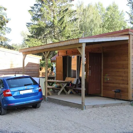 롯지 Nad Jeziorem W Karlowicach *