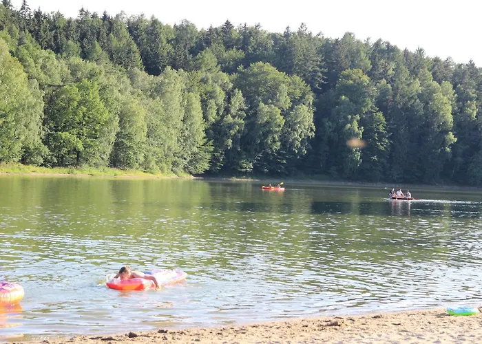 Nad Jeziorem W Karlowicach