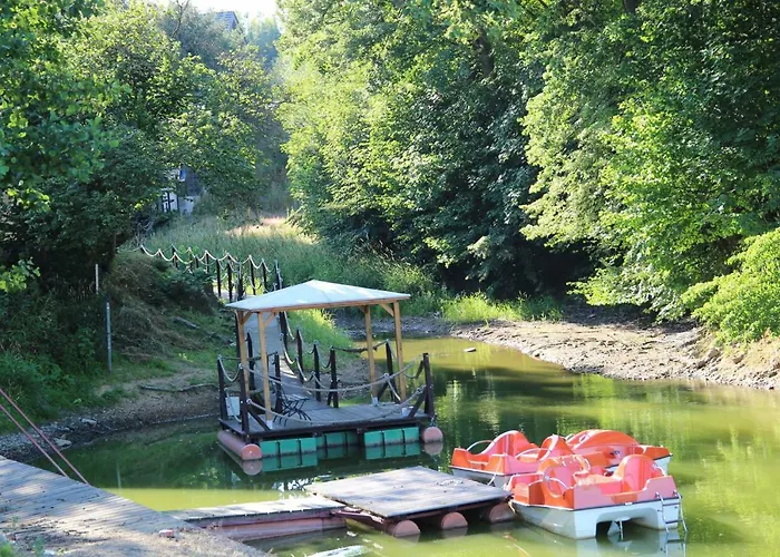 Nad Jeziorem W Karlowicach