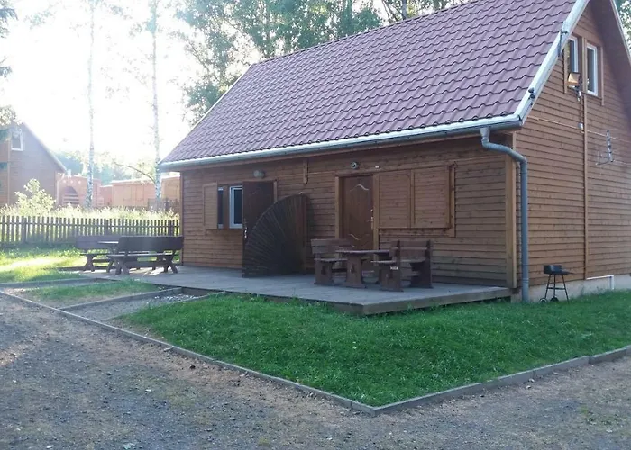 Lodge Nad Jeziorem W Karlowicach *