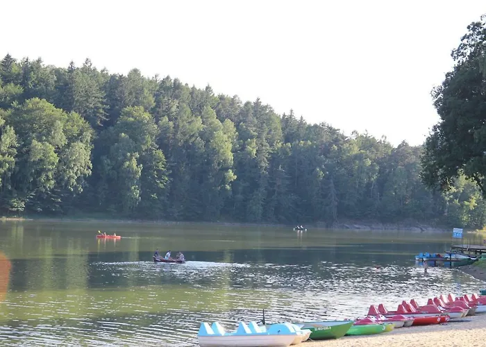 Nad Jeziorem W Karlowicach