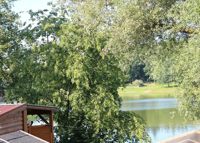 Lodge Nad Jeziorem W Karlowicach Karlowice