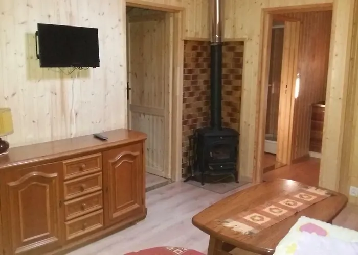 Nad Jeziorem W Karlowicach *